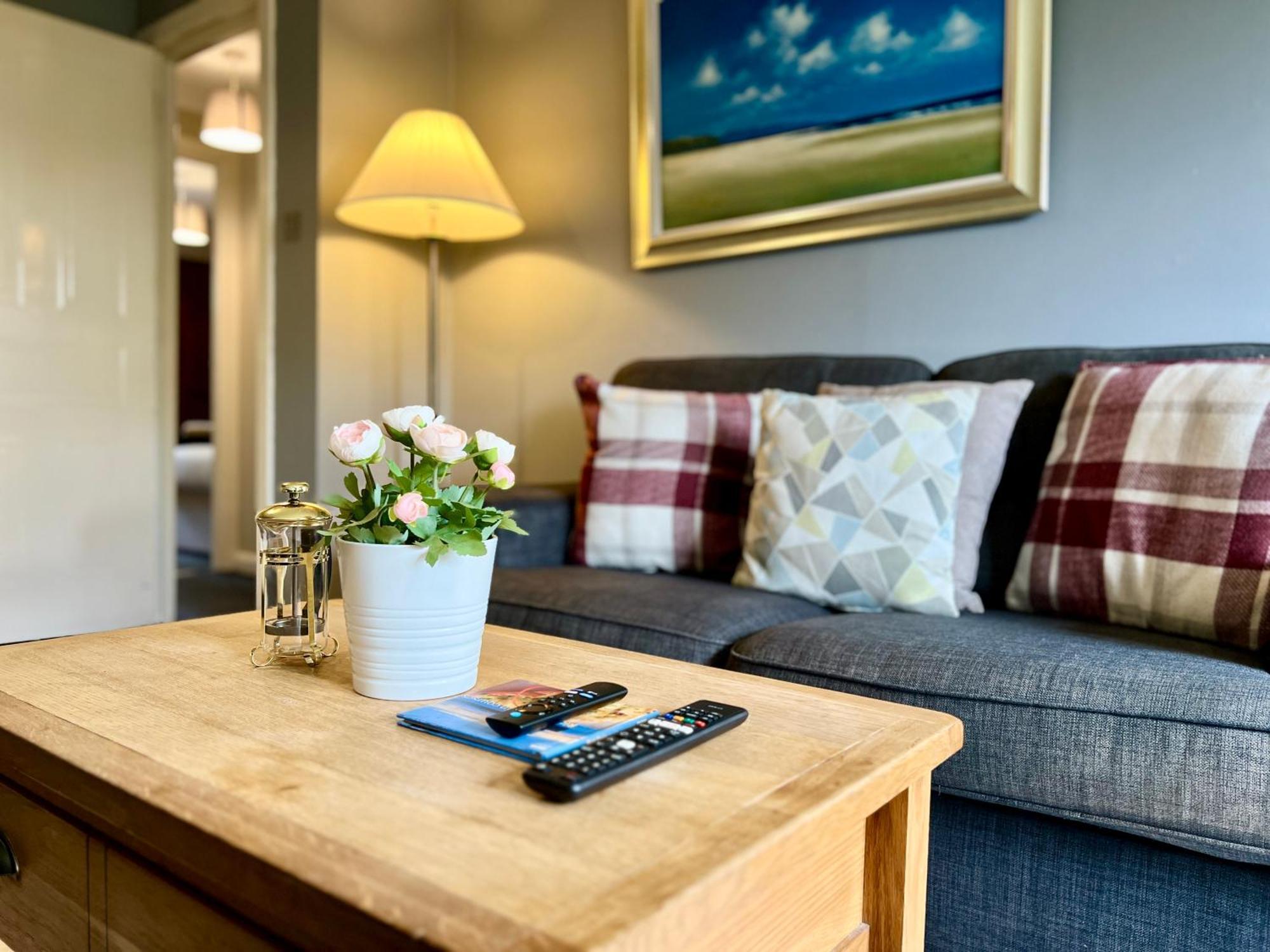 Spacious 2 Bed-Flat In Glasgow City - Free Parking Kültér fotó